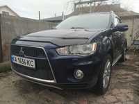 Mitsubishi Outlander XL 2010 повний привід