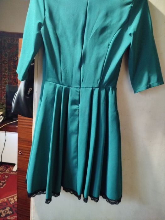 Одяг костюм жіночий. Плаття