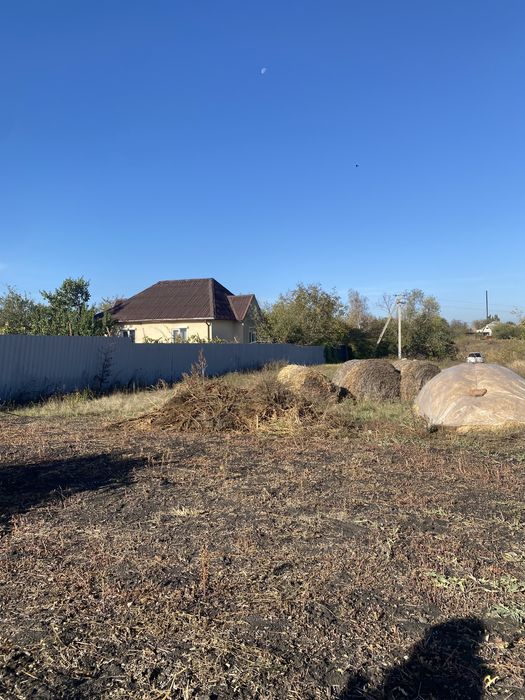 У продажу земельна ділянка, перша ліния річки, с.Піщанка,