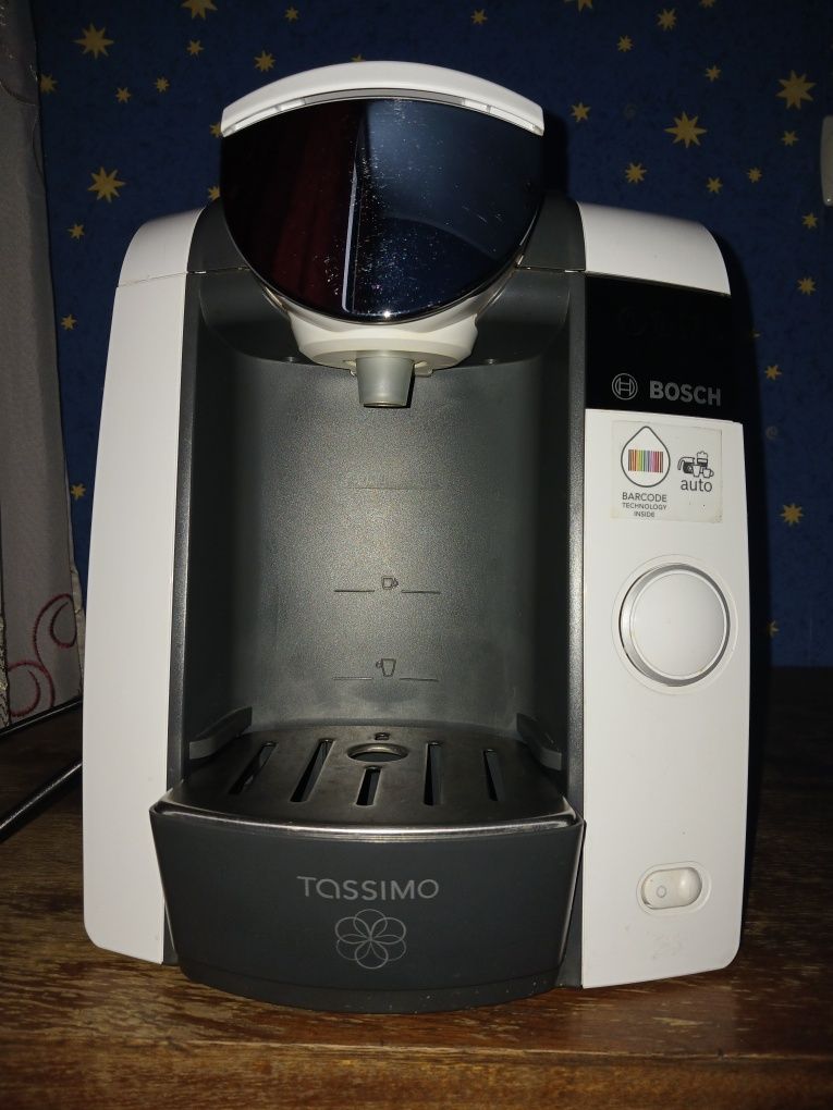 BOSCH TAS 4304 (EE) Tassimo
Кофемашина капсульная
 

ОБЗОР МОДЕЛИ

Мощ