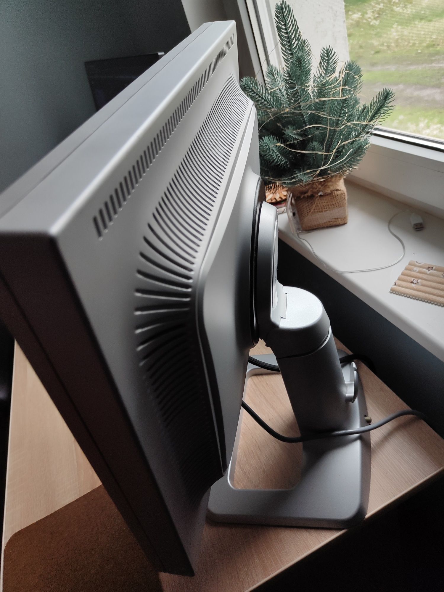 Монитор Samsung SyncMaster 214T (21 дюйм)