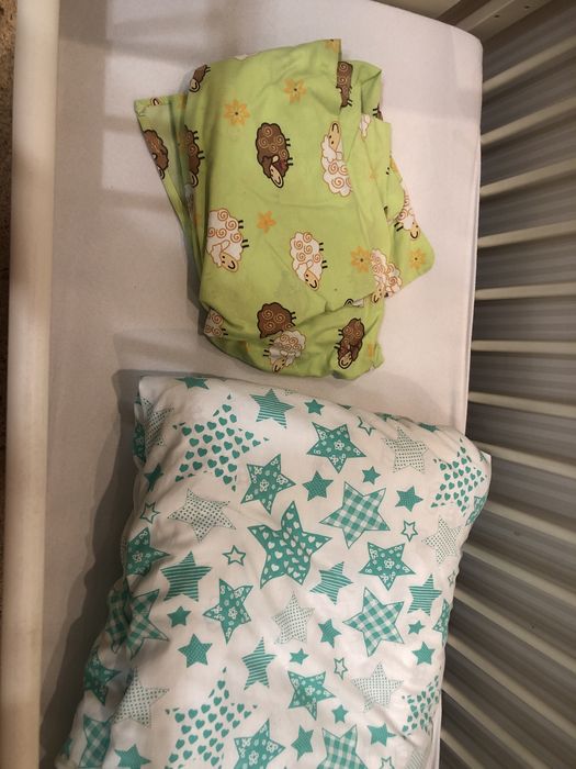 Продам дитяче ліжко з матрасом