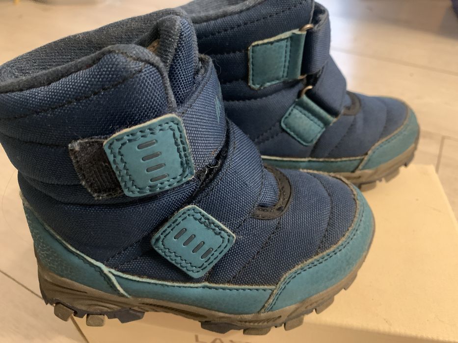 Niebieskie zimowe buty martens r 24