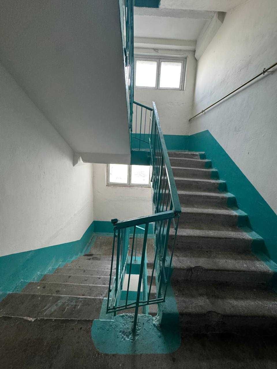 3-ком.кв. Левый берег, 5 мкрн. ост Зил.