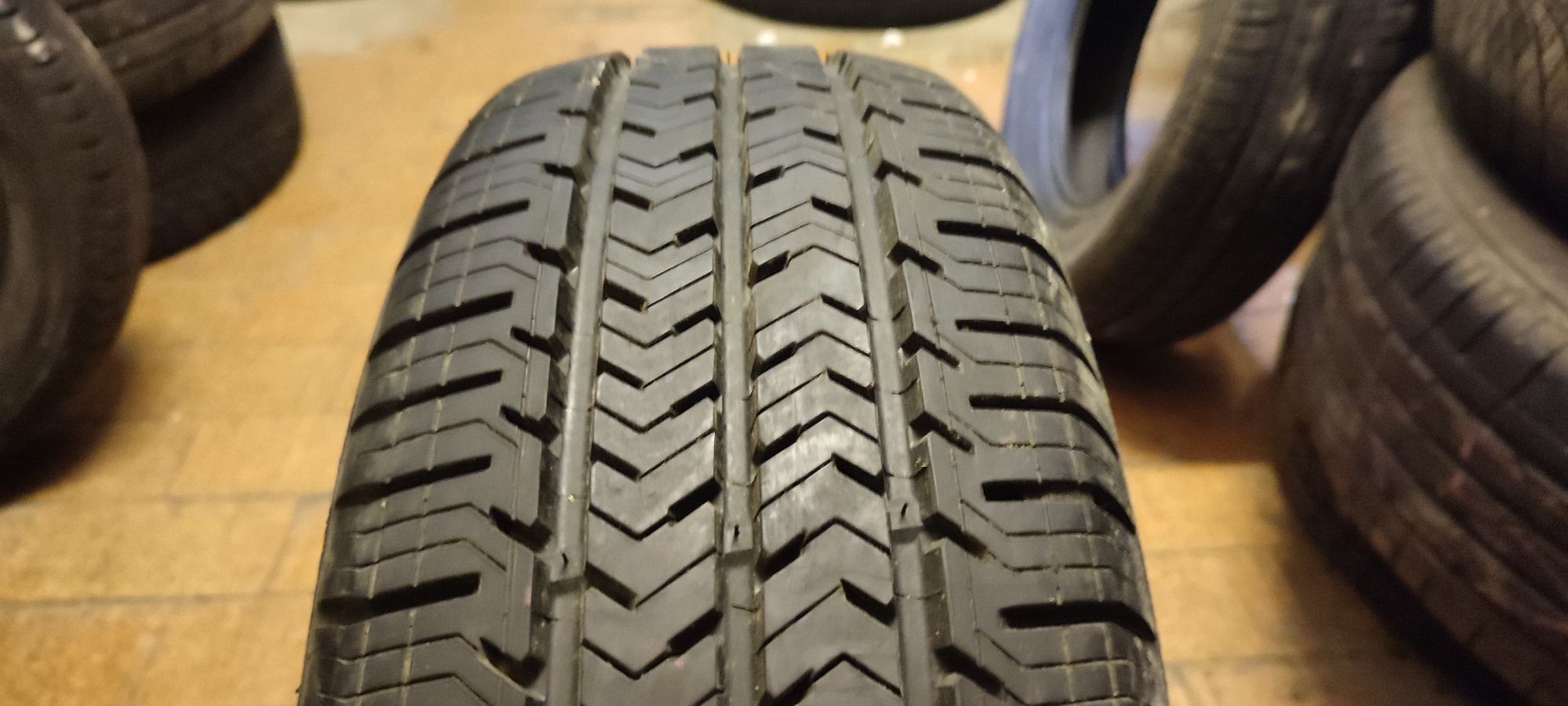 195/60R16C Michelin Agilis 51 - 1 szt lato