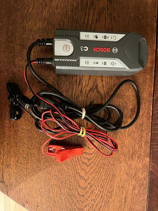 Bosch C3 - ładowarka