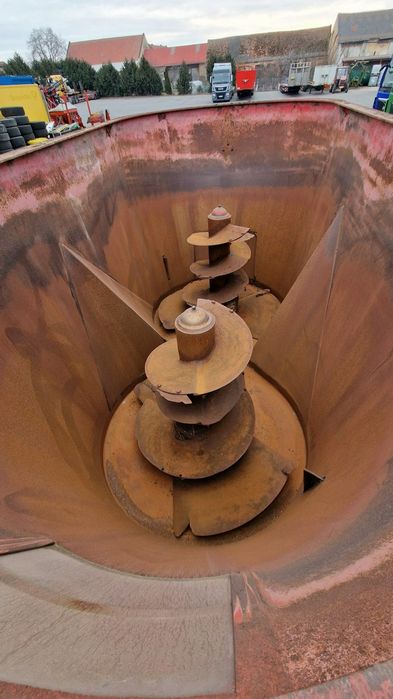 inny Paszowóz Trioliet Solomix 2-2000