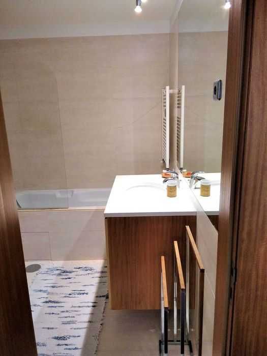 Apartamento encantador com piscina