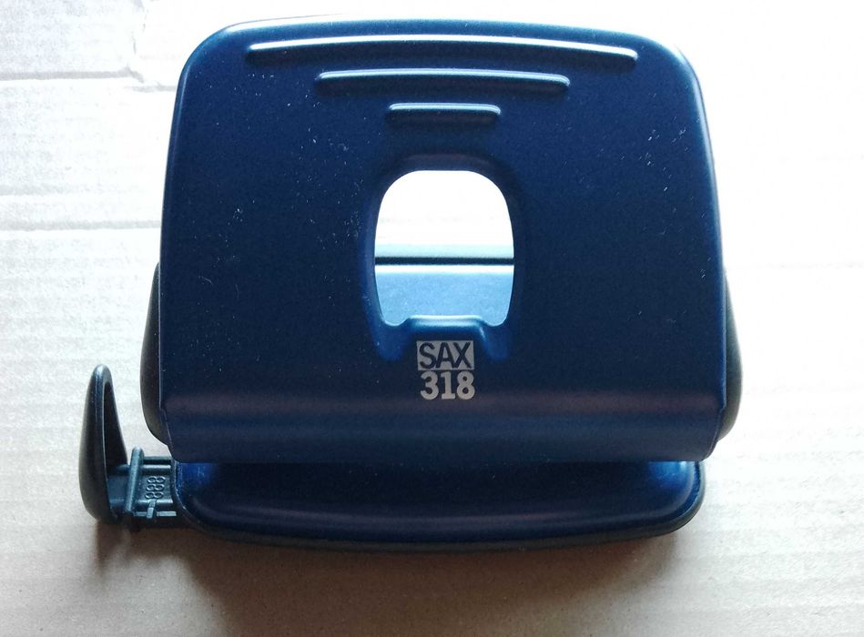 Dziurkacz Sax318 jak Nowy
