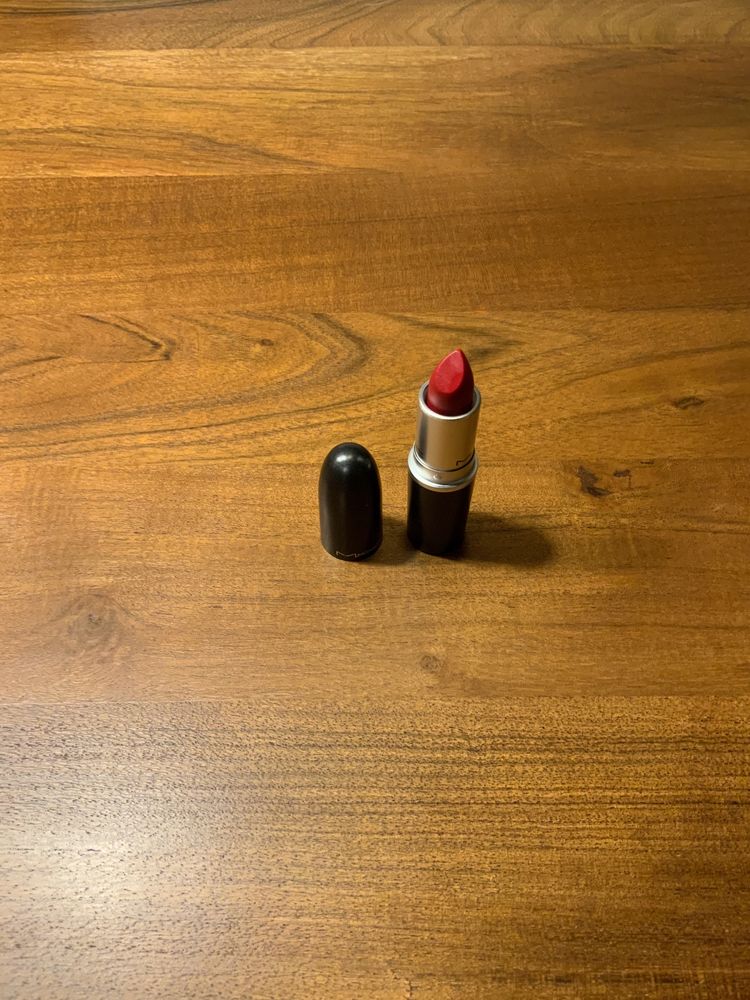 Batom da Mac - originais e novos - Gel/Rubywoo/ Saint German
