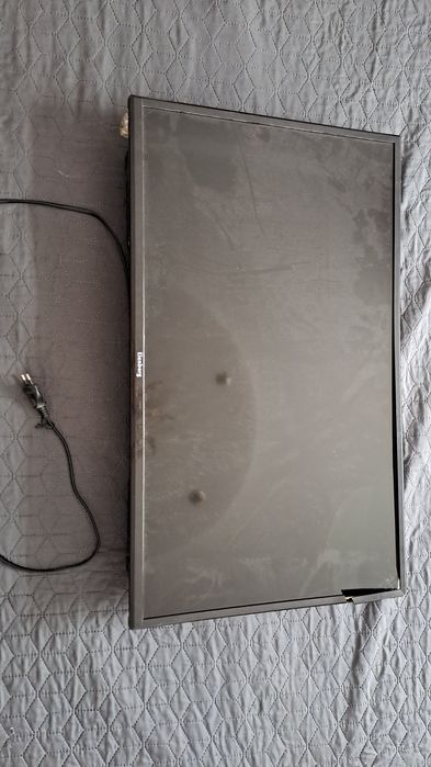 Телевізор Elenberg