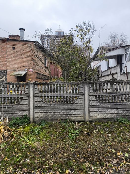 Здам гараж центр