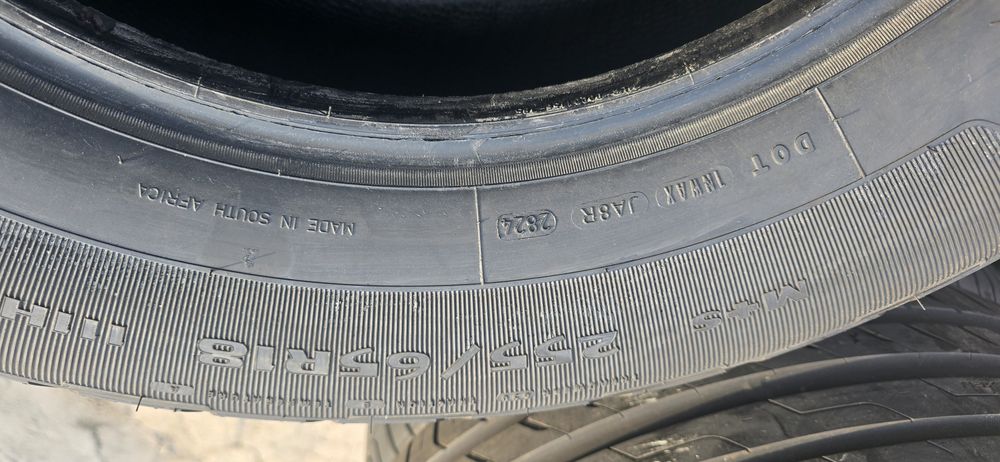 Opony wielosezonowe całoroczne Goodyear Wrangler 255/65/18 HT nowe 24r