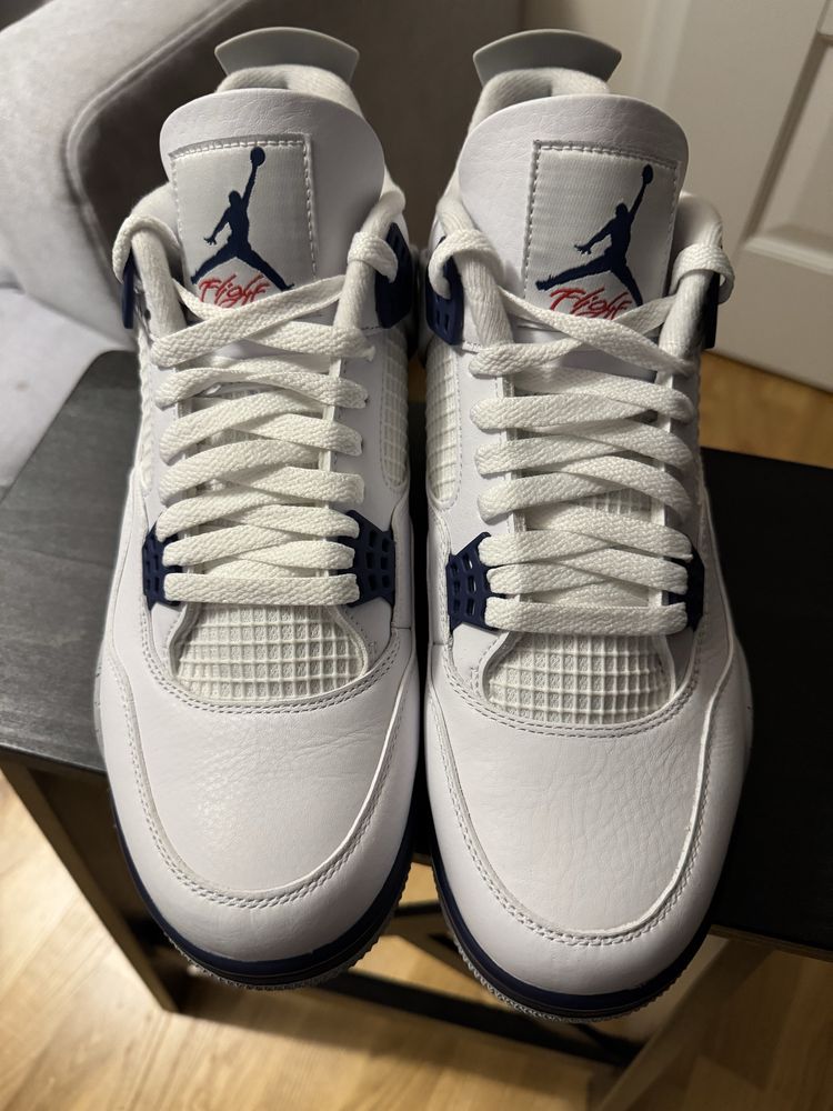 Air Jordan 4 “Midnight Navy”