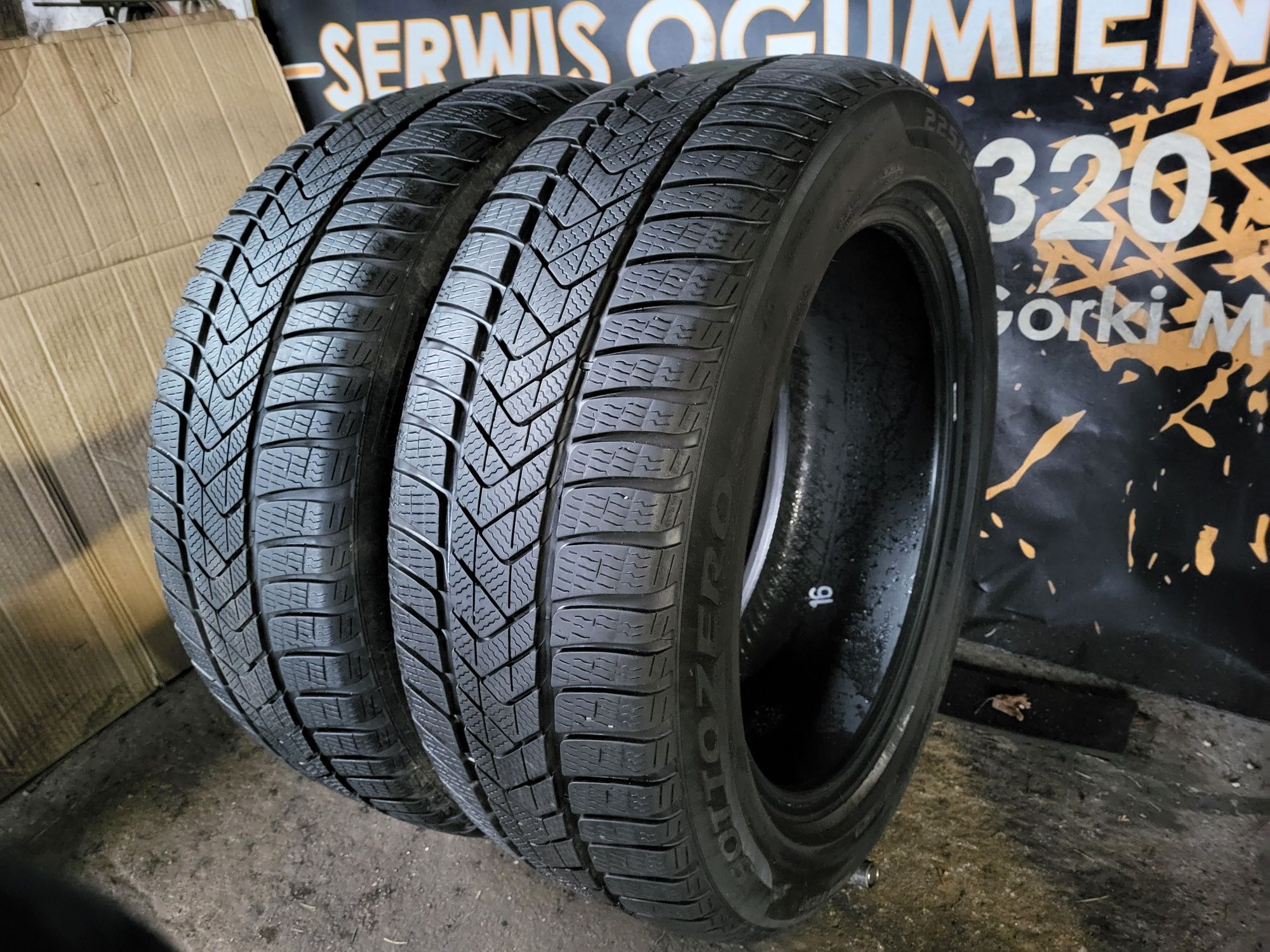 Opony zimowe 225/55/18 Pirelli 21rok 6,7mm