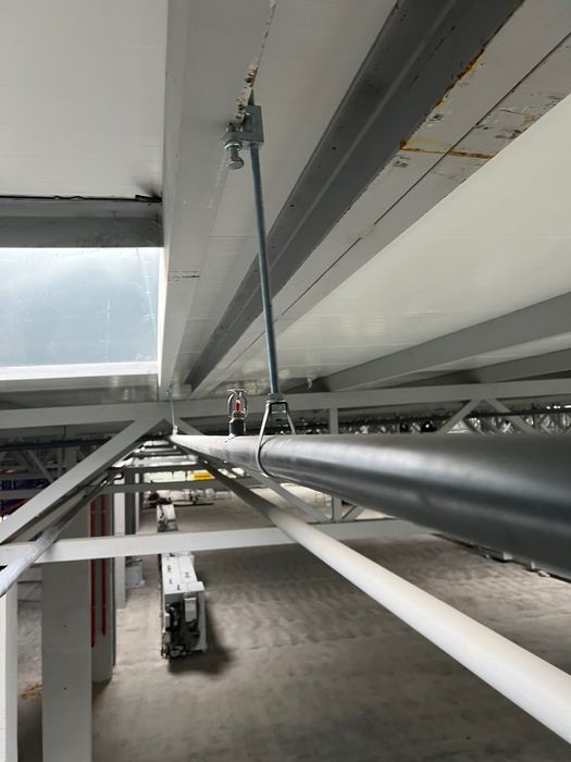 Зварювальник. Сварщик. Бригада сварщиков. Послуги.