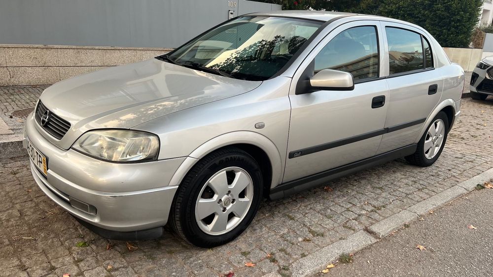 Opel Astra 1.4 Elegance