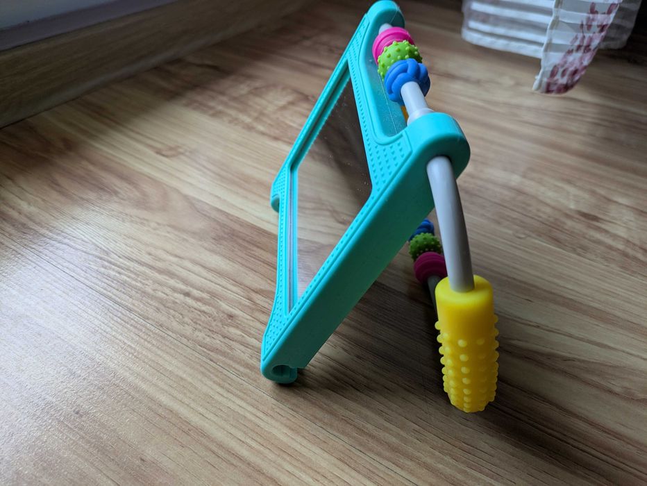 Lusterko malucha Mobi Peeka PKA1, sensoryczna zabawka z lusterkiem