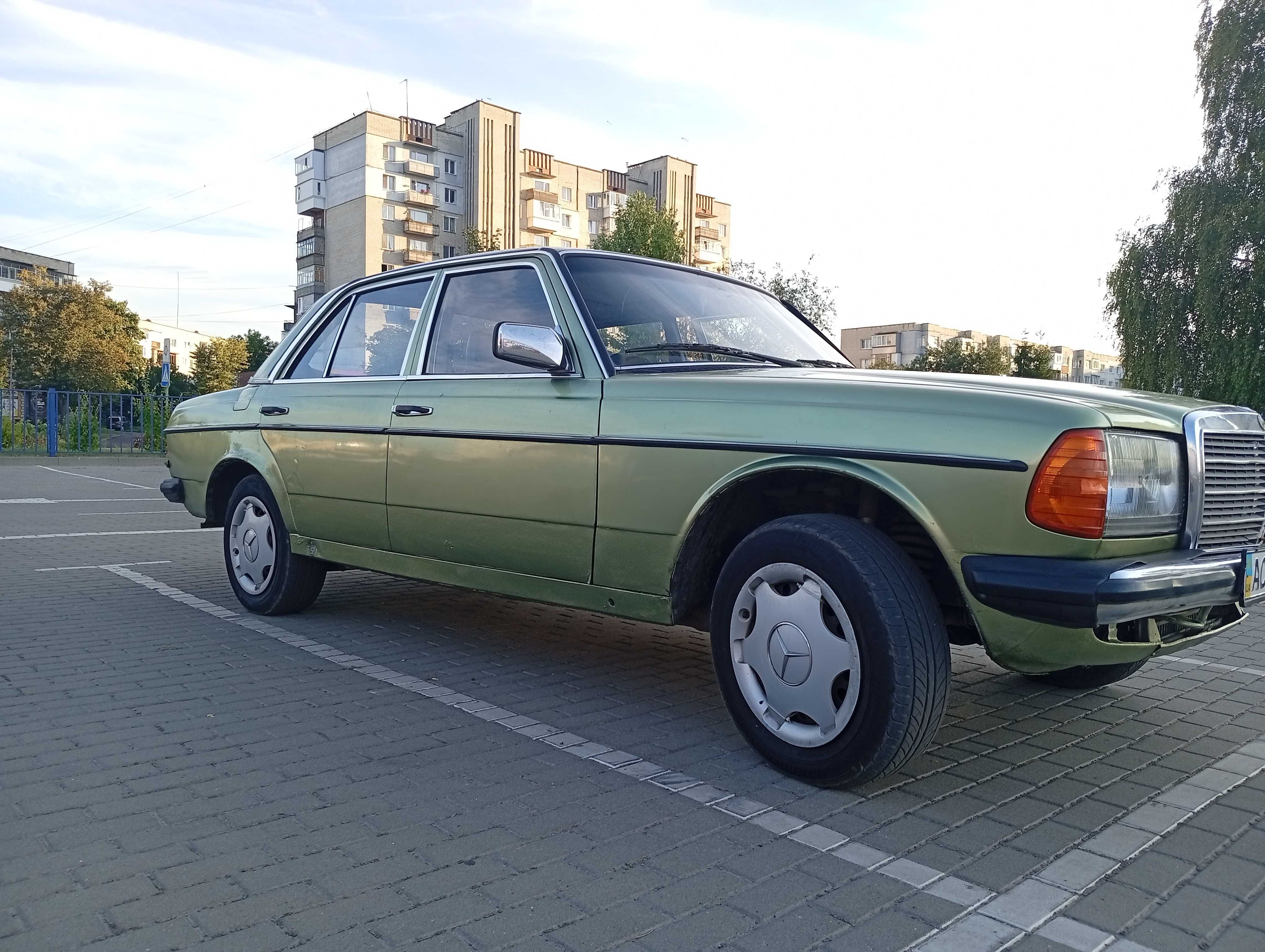 Продам Mercedes Benz 123 2.4d