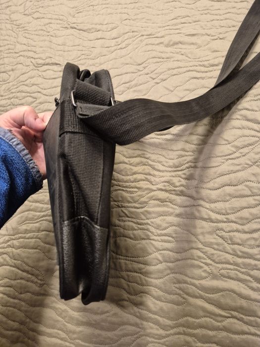 Nerka torebka młodzieżowa męska jak nowa