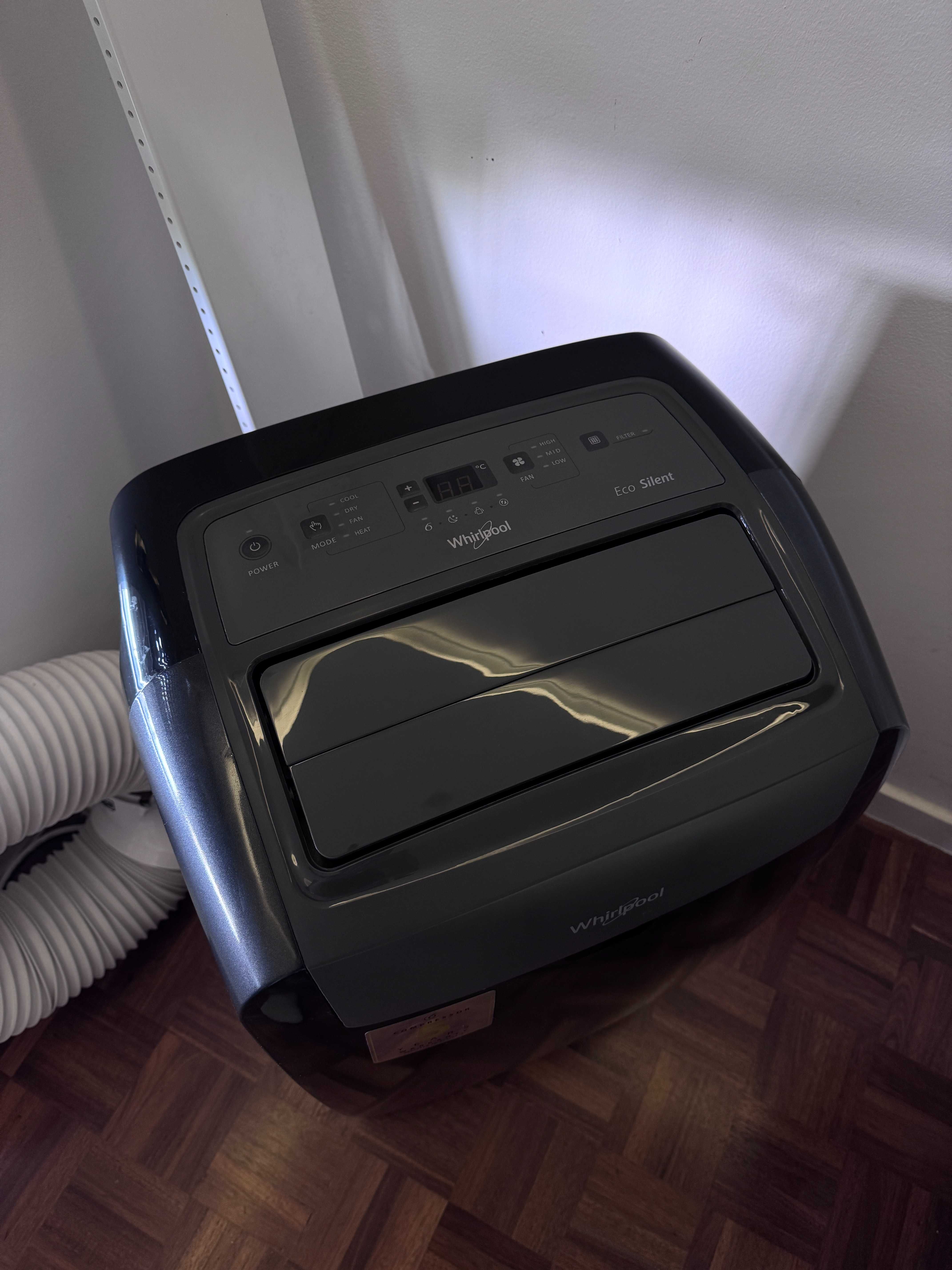 Ar Condicionado Portátil Whirlpool 30 m²  12000 BTU/h