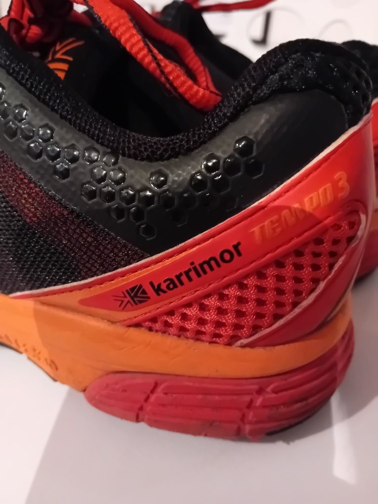 Sprzedam buty do biegania marki Karrimor