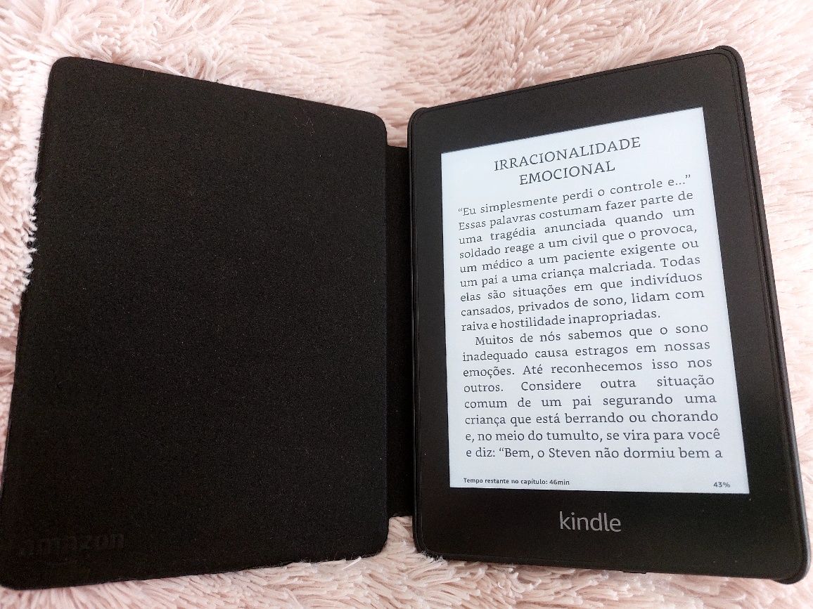 Kindle Paperwhite 10a Geração com oferta de capa