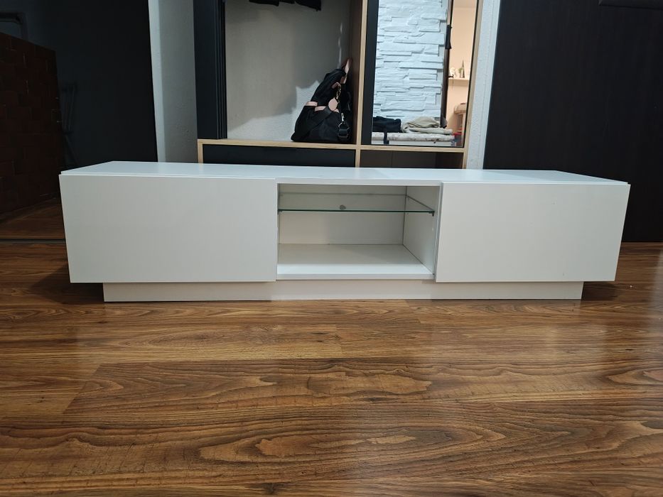 Szafka RTV pod telewizor