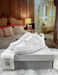 Nike Air Force 1 Low 07 White EU 37.5 Nowy i nieużywany