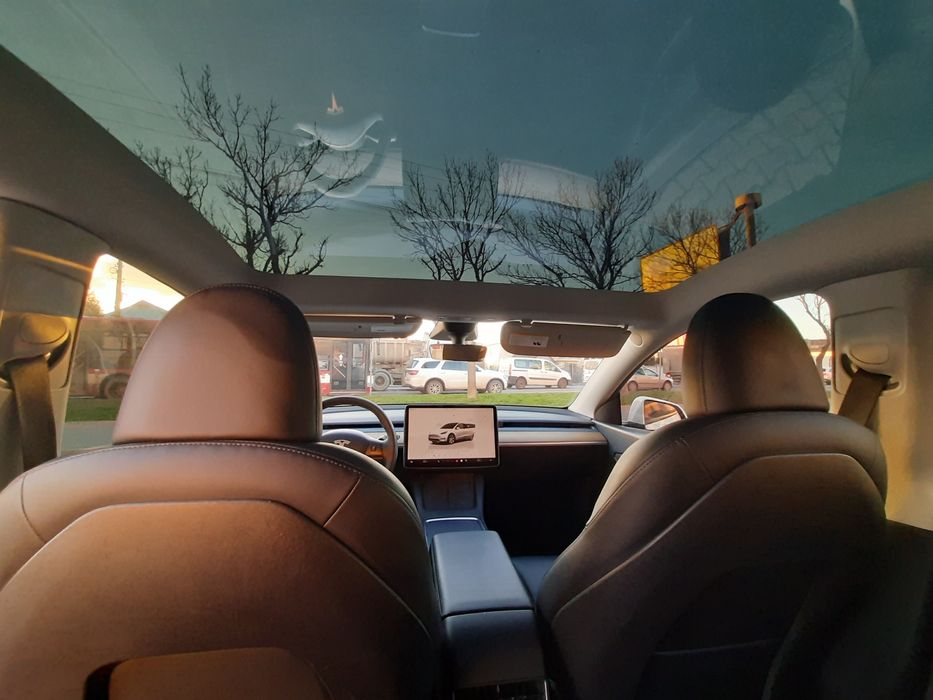 Tesla Model Y 2022 Dual Motor Long Range  повний привід 4×4