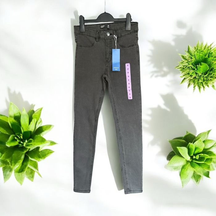 Ciemnoszare rurki skinny Sinsay, rozmiar 38, Eco Aware