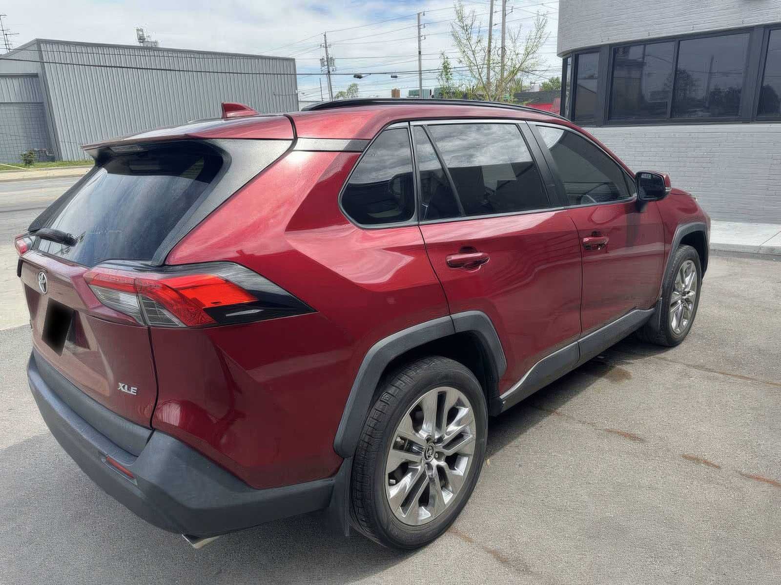 2020 Toyota RAV4 XLE Premium