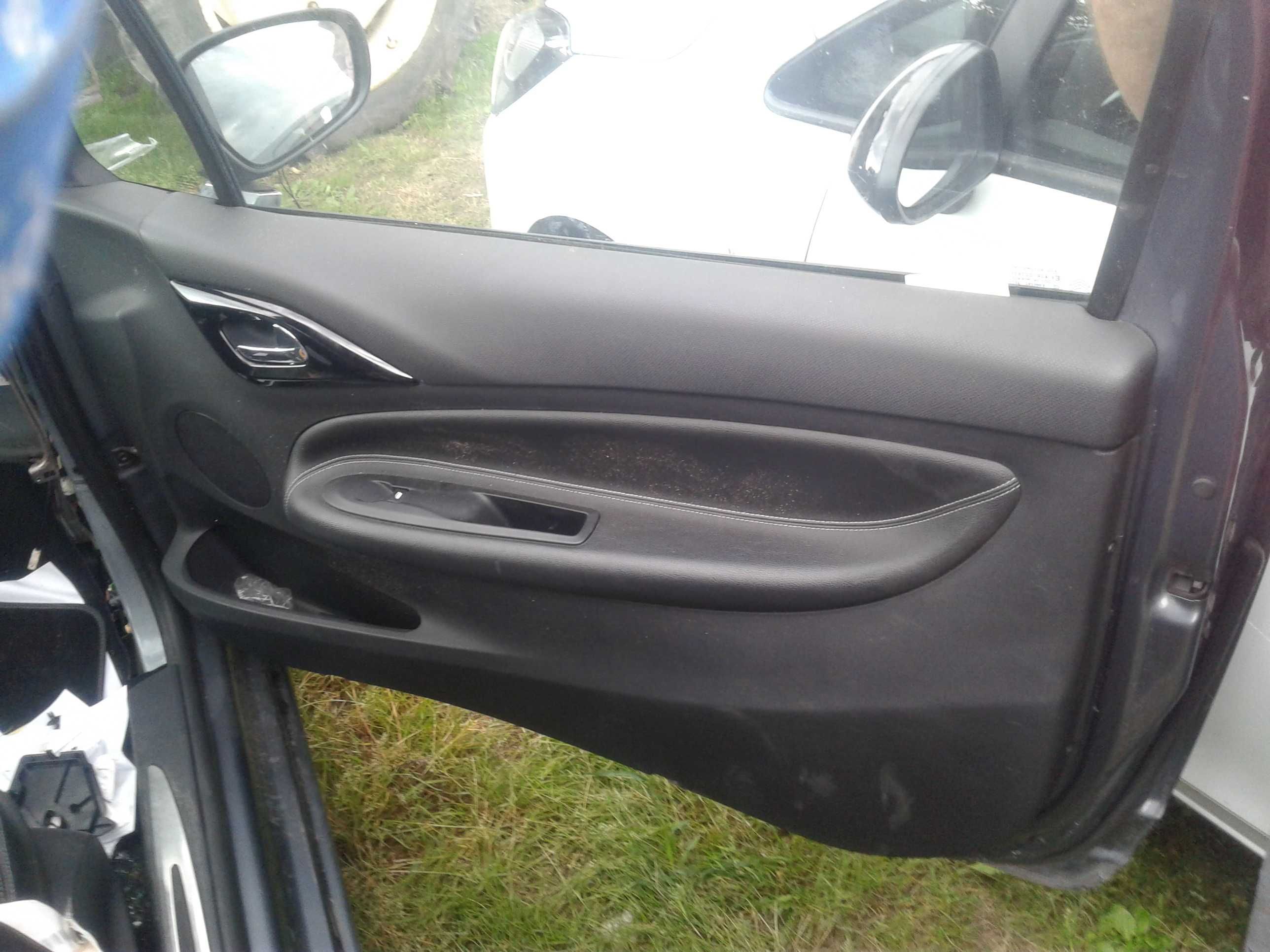 Tuba Subwoofer 4 Głośniki Citroen C3 DS3 D&M Oryginał 2012r