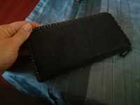 Czarny elegancki portfel