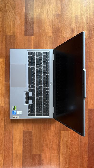 Lenovo loq 15iax9-025 16 gb RAM, rtx 4060, 512 gb. Como novo.