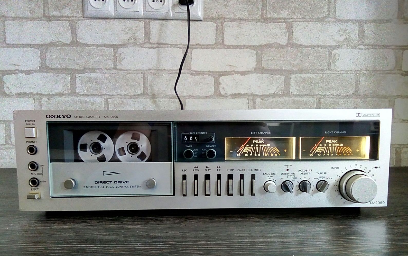 Onkyo TA-2050 Stereo Cassette Deck 1980-82