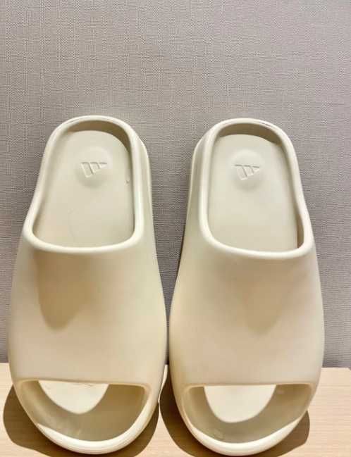 Buty adidas Yeezy SlideBone sportowe rozmiarr.46