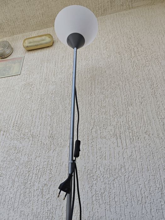 Candeeiro pé alto 1,76 cm sala E27