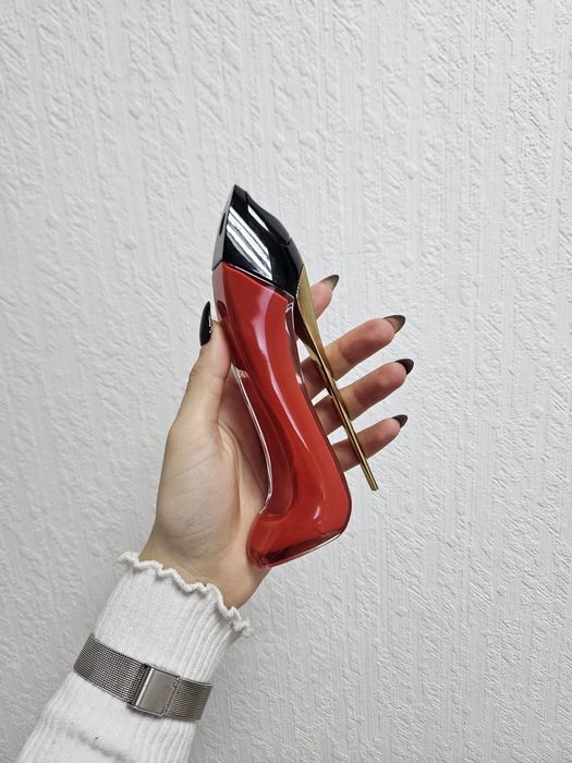 Very Good Girl Carolina Herrera оригінал