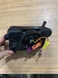 Подрулвой переключатель на OPEL ASTRA H ZAFIRA B 13250219