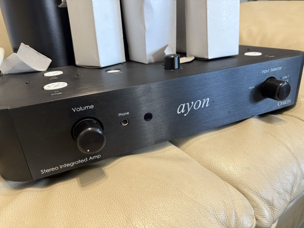 Wznacniacz lampowy AYON Orion, nowe lampy, kable