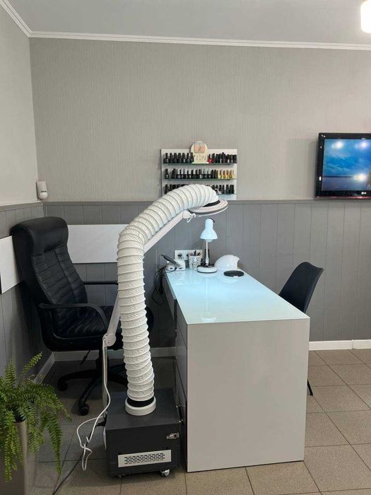 Sprzedam profesjonalne pochłaniacze pyłu do manicure
