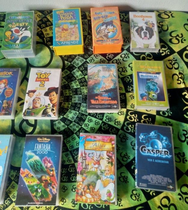 Cassetes VHS disney originais (51 cassetes)