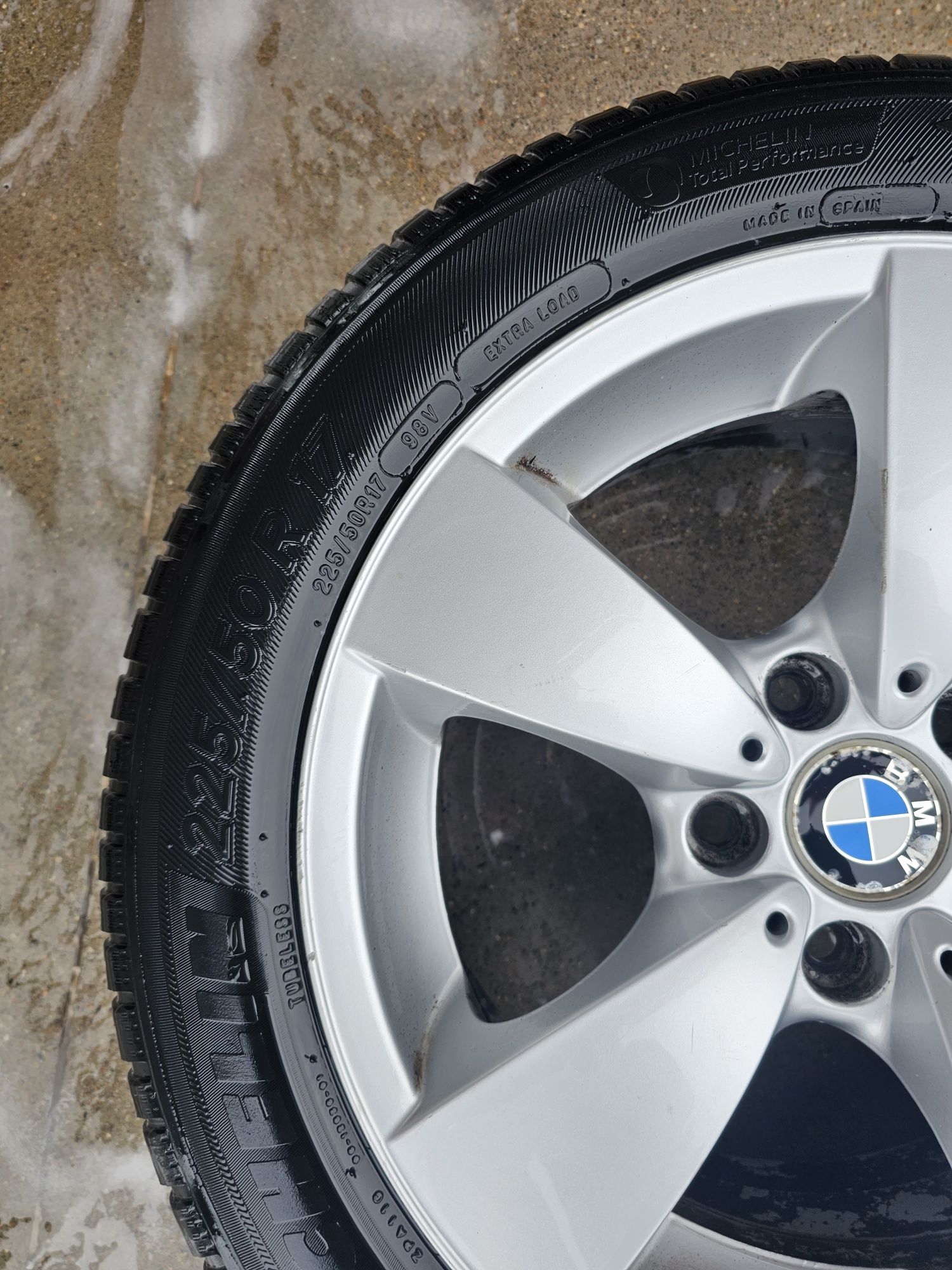 Koła Alufelgi felgi z oponami 17" BMW e60 e61 e38 f01 e46