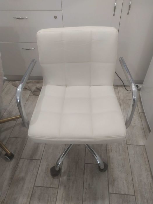 Стілець для офісу