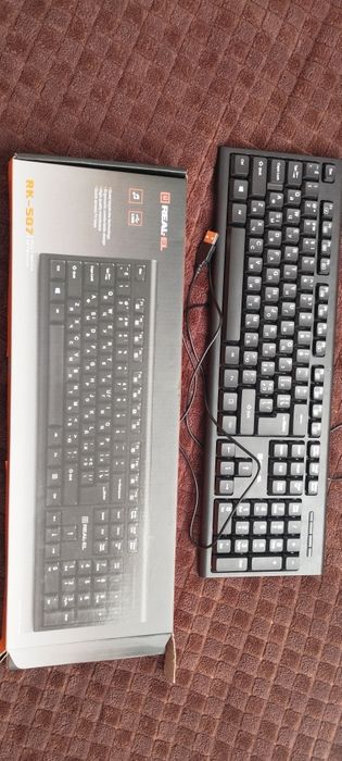Продам клавіатуру. Нова