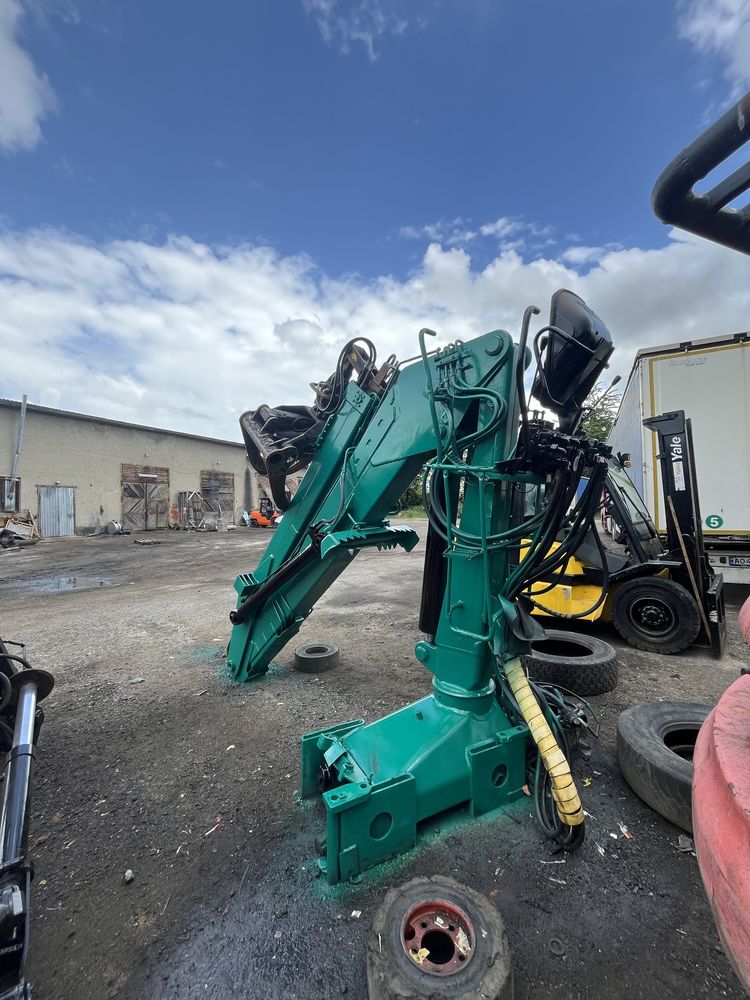 Лісовий Кран маніпулятор Ostroj 185z   Loglift   Palfinger   Epsilon