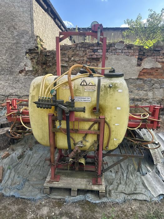 Opryskiwacz 400l 12 Pilmet