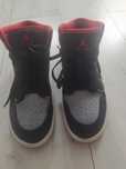 NIKE Air Jordan 1 MID oryginalne rozmiar 39..