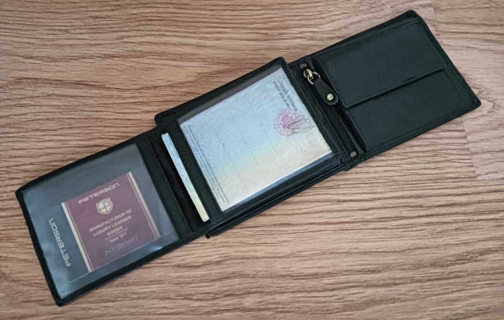 Nowy portfel męski ze skóry naturalnej Peterson+brelok i pudełko.